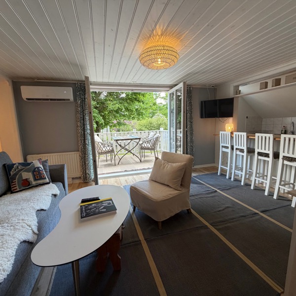 StrandLogiet Ljugarn studio